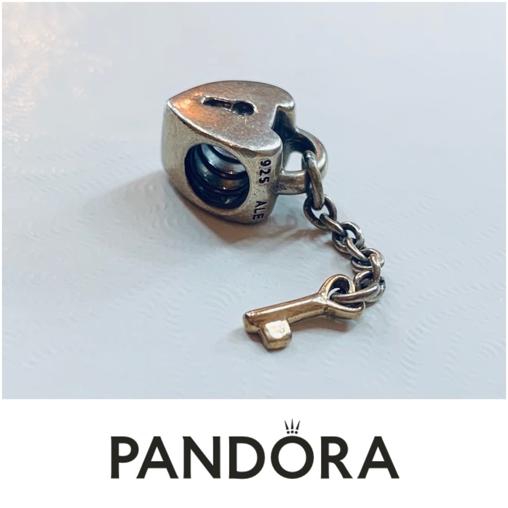 PANDORA Key to My Heart Charm